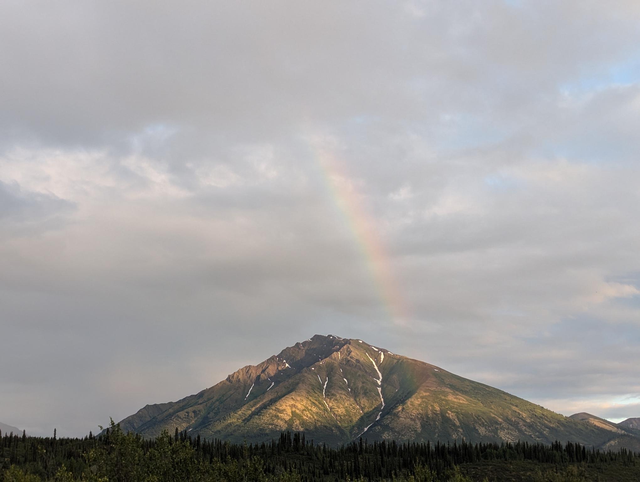 SNOWLINE GOLD ANNOUNCES PRIVATE PLACEMENT AS B2GOLD EXERCISES PARTICIPATION RIGHT